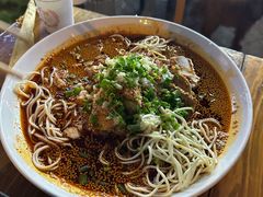 蒜泥白肉-洪平血旺椒麻鸡雅鱼饭店(熊猫大道店)