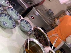 -老新隆牛肉锅贴(新街口店)