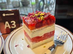 玫瑰草莓西瓜蛋糕-The Roastery By AllYouWant(福田店)