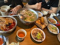 -肖四女乐山跷脚牛肉(南汇大学城生活广场店)