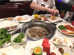 -佰烧海鲜烤肉火锅自助(世茂国际广场店)
