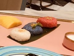 椰浆芒果三色糯米饭-意浓东南亚餐厅(滕州万达店)