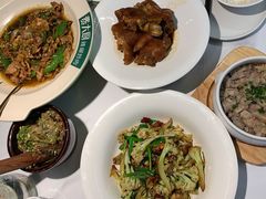 -费大厨辣椒炒肉(高铁吾悦广场店)