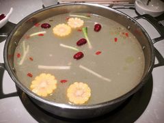 养生原汤锅-俏牛哥鲜牛肉牛肆馆(重庆天地店)