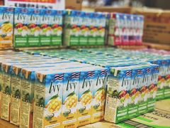 -洛哈思全球商品折扣仓(昆山路店)