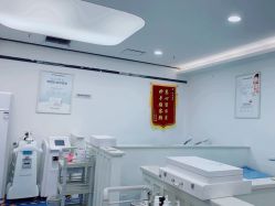 -蕾特恩专业祛痘·皮肤管理
