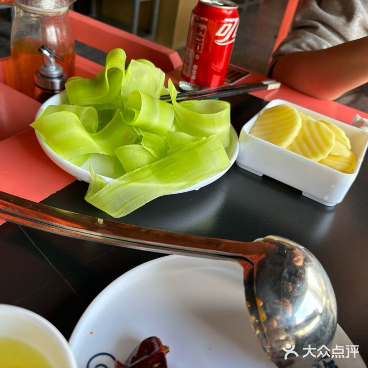 巴蜀崽火锅天府旗舰店巴适的很[调皮]