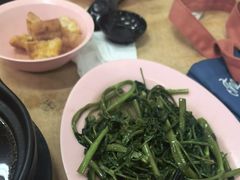 -新兴瓦煲肉骨茶