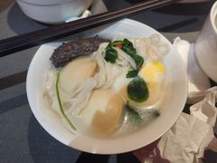 -肆月河豚·新淮扬菜·烤鸭(中关村店)