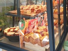 面包甜点陈列柜-仟吉KenGee(五里牌店)