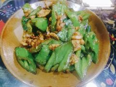 苗家小炒肉-苗湘食府(十年店)