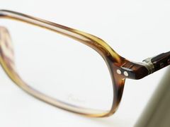 -目艮眼镜SHOWROOM(品牌集合店)