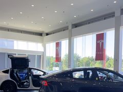 -TESLA 特斯拉(北京南四环中路特斯拉中心)