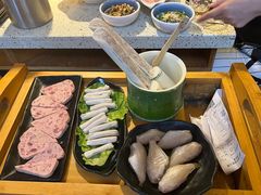 -二荆条·蜀鲜汇城市森林火锅