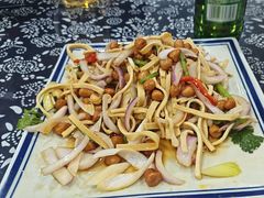 -八两八金·莱芜特色炒鸡(市南漳浦路店)