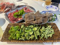 -王奋斗贵州酸汤牛肉火锅