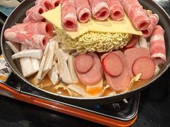 -炙韩料理·部队锅专门店