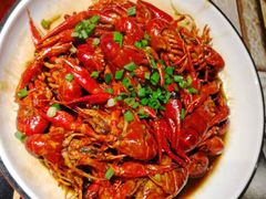 -虾弄弄海派小龙虾·牛羊蝎子火锅