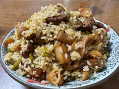 红烧肉大肠豇豆炒饭-老头爱马仕酸豇豆炒饭(丰富路店)