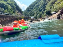 -安吉龙王山峡谷漂流