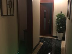 -裕和堂中医推拿艾灸(太古汇臻品店)