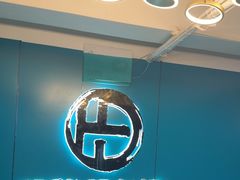-荒岛实景沉浸密室(江汉路1店)