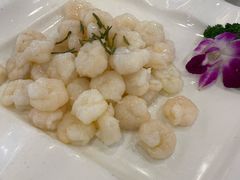 龙井虾仁-江南村酒家