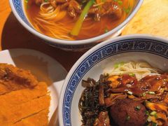 -沪西老弄堂面馆(定西路店)