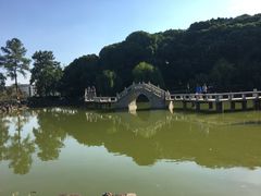 -灵岩山风景区