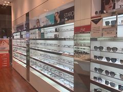 -LensCrafters亮视点·OAKLEY精选(静安嘉里中心店)