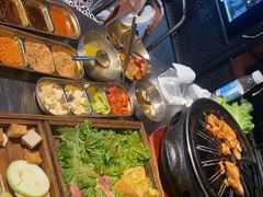 -胡悦里韩式烤肉(芝罘万达广场店)