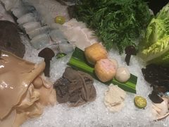 -余欢领鲜火锅(新街口店)