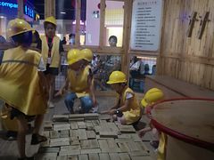 -成都星期8小镇(江宁南路店)