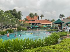 -Sunset Bar(丹绒亚路香格里拉店)