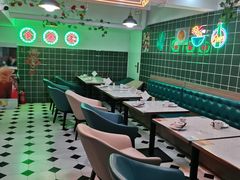 大堂-东鑫记港式茶餐厅(南京东路店)