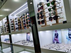 -广州宝岛眼镜武汉和光眼镜市场西区店