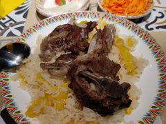 中份羊排抓饭-哈密瓜抓饭(四平路店)