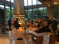 -星巴克臻选(杭州嘉里中心1F店)