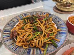 -欧提汗·新疆餐厅·清真(银都路店)