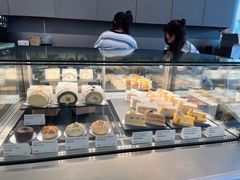 面包甜点陈列柜-SAANCI山池咖啡(海上世界文化艺术中心店)