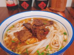 -矮子粉店1985·长沙米粉(湘春路店)
