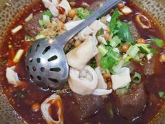 -茅屋大酒店