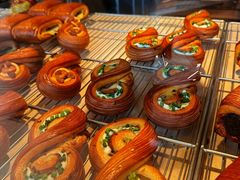 -VERIE BAKEHOUSE