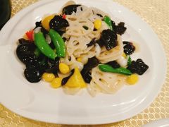 -巴扎美食·新疆菜·西域歌舞表演餐厅(新疆大厦店)