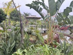 -茅草房·河畔园林火锅