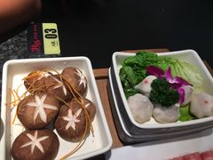 -井格重庆火锅(临平银泰城店)
