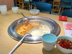 -季季红火锅(柳州城中万达二店)