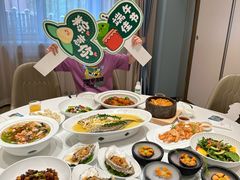 -品海楼·大连海胆锅贴馆(东港店)