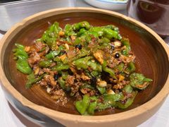 辣椒炒肉-俏湘厨•地道湘菜(建华南路店)