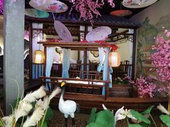 -韵秋荷(宝山龙湖天街店)